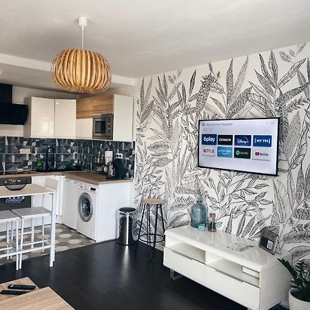 New: Appartement Tout Confort + Parking Gratuit アミアン エクステリア 写真