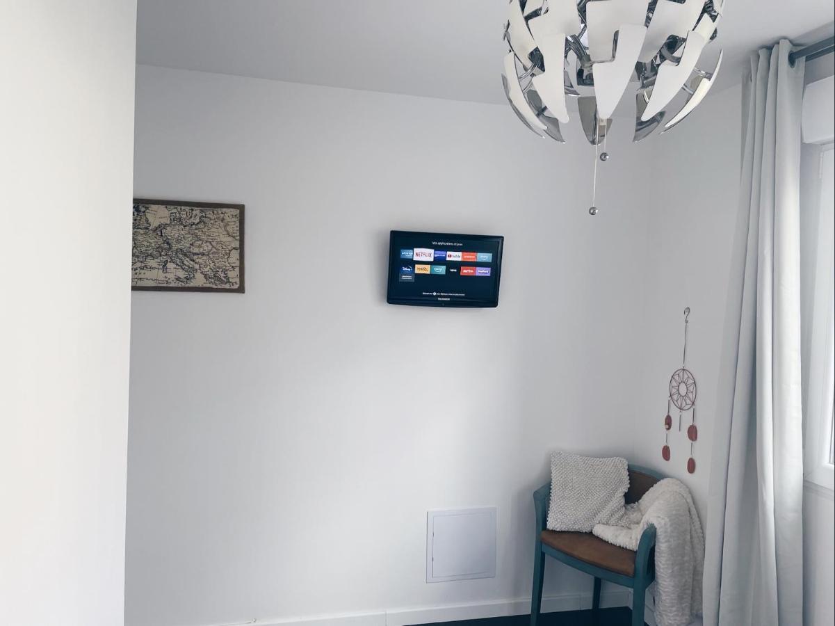 New: Appartement Tout Confort + Parking Gratuit アミアン エクステリア 写真