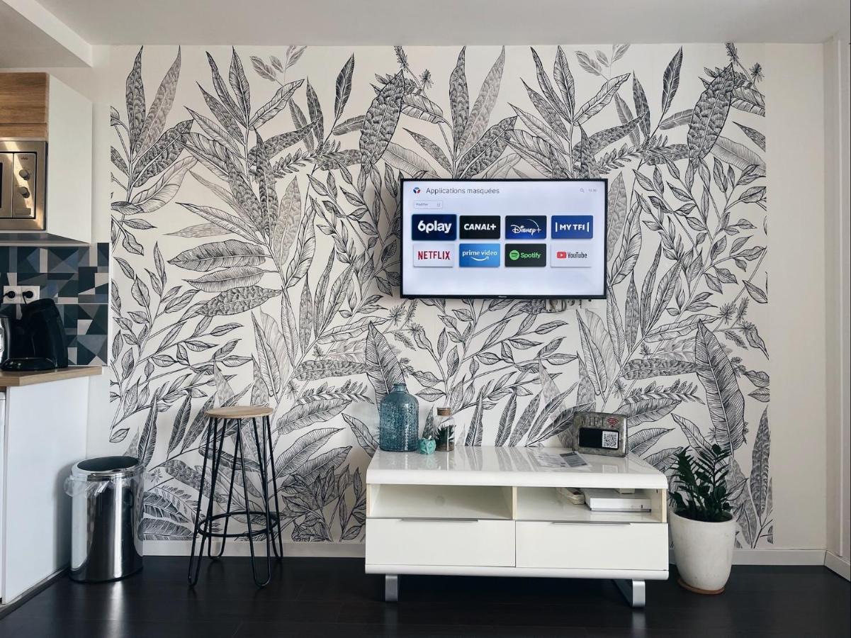 New: Appartement Tout Confort + Parking Gratuit アミアン エクステリア 写真